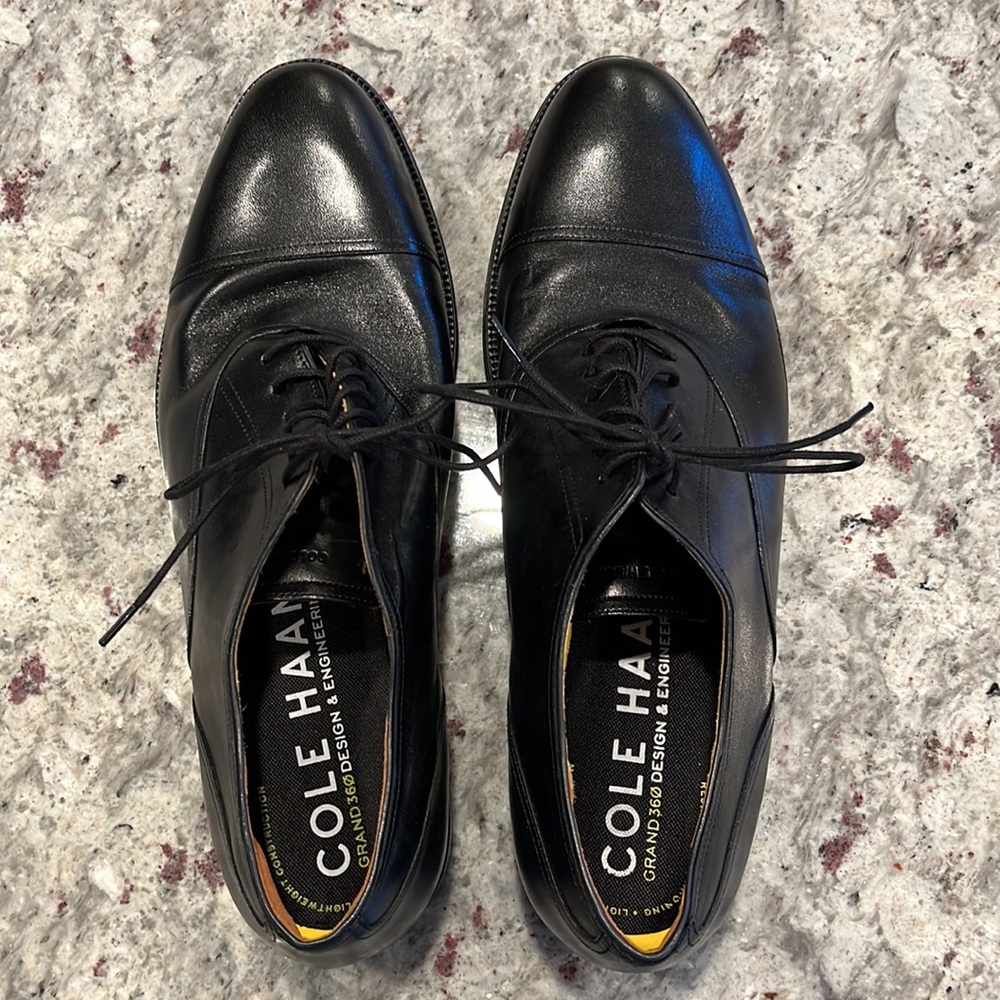 Men’s Black Cole Haan dress shoes 12M
